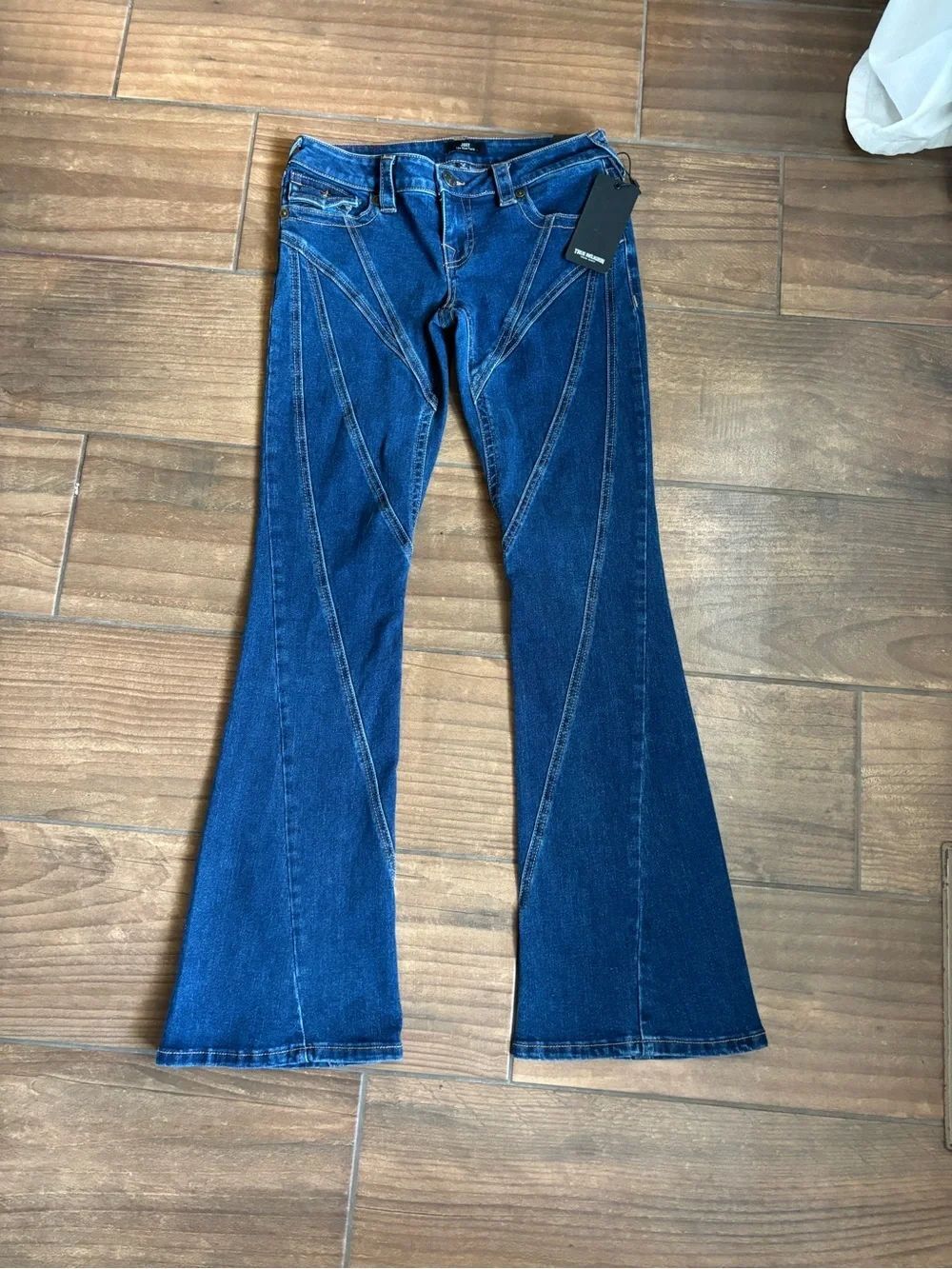 NWT True Religion Joey Low Rise Flare Jeans Dark Wash Seaming Size 26